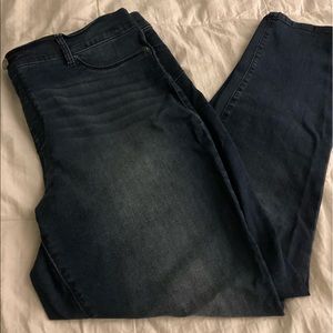 Juicy Couture pull on skinny jeggings